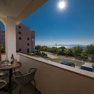 https://tola-crikvenica.primorje-gorskikotar.com